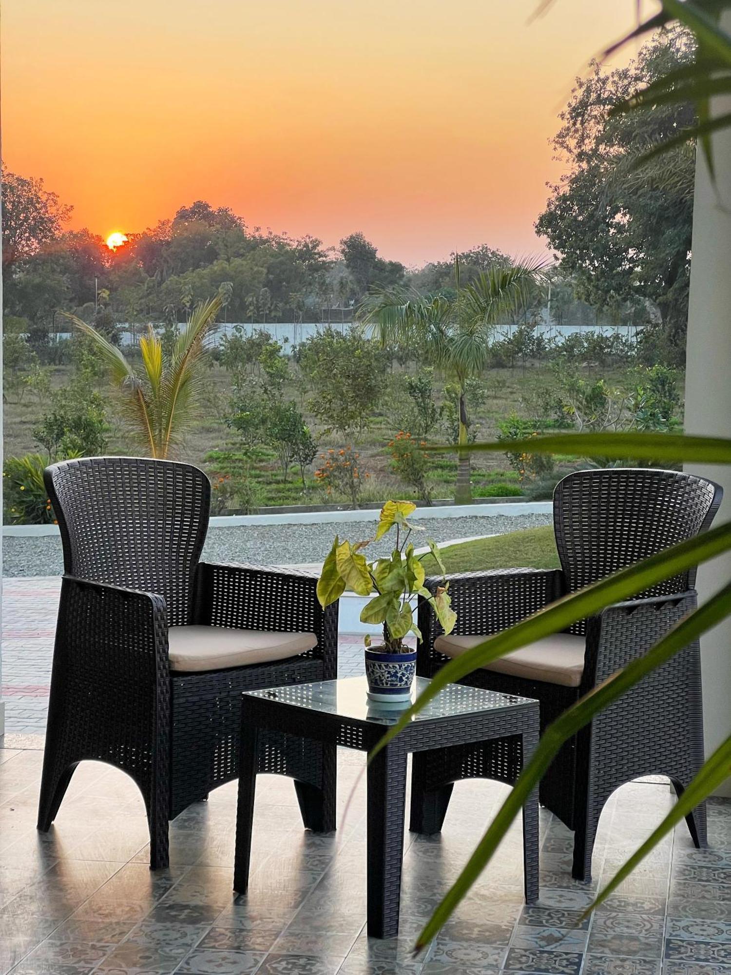 Bundeli Kothi - A Unique Farmstay Orchha Exterior foto