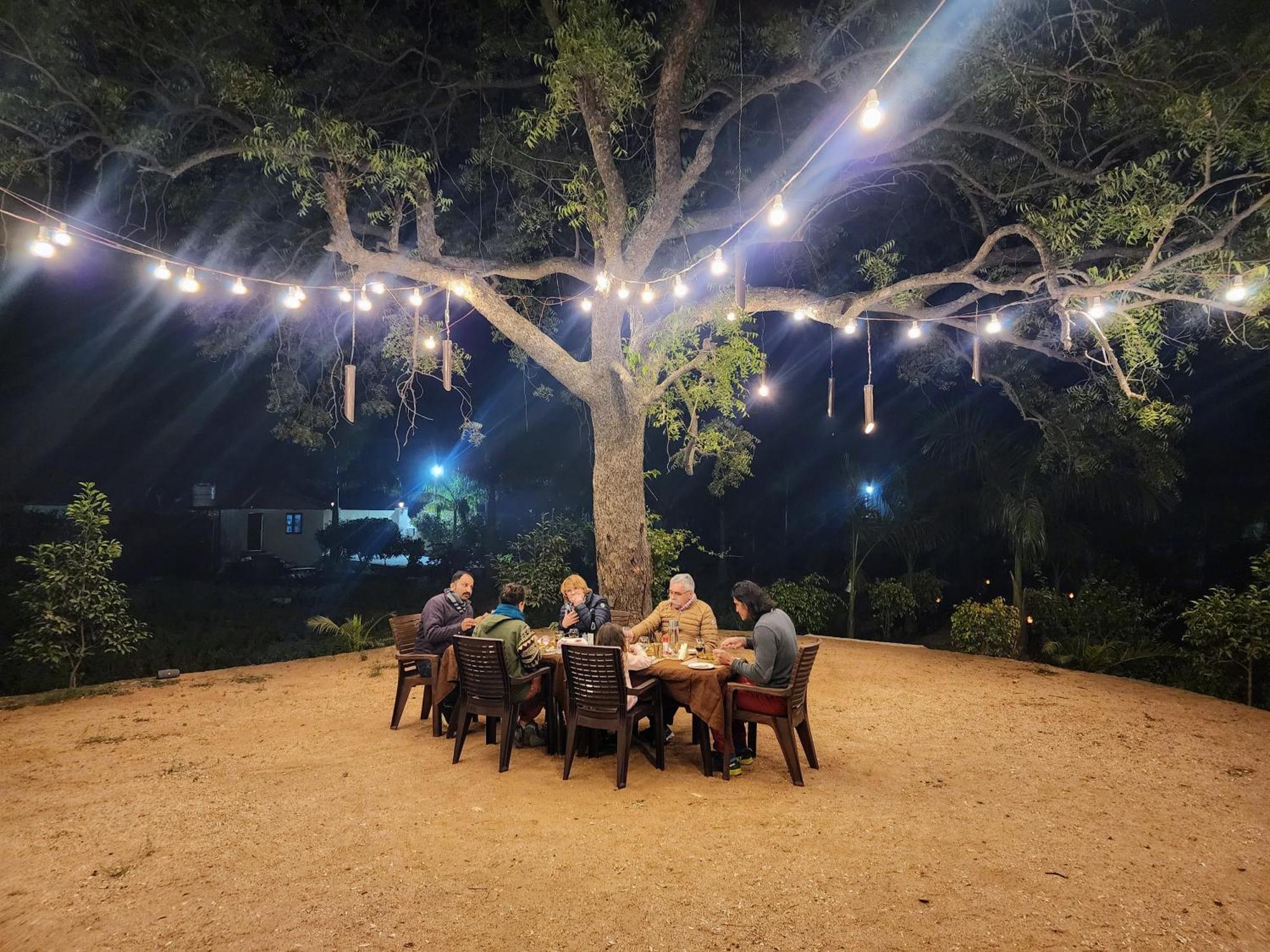 Bundeli Kothi - A Unique Farmstay Orchha Exterior foto